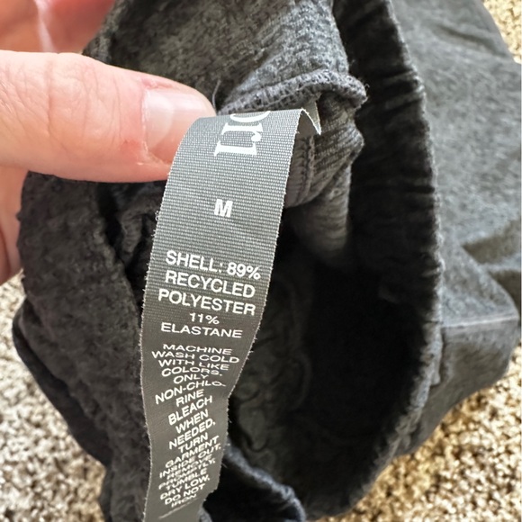 Vuori Men’s Ponto Joggers in Charcoal - Picture 3 of 3